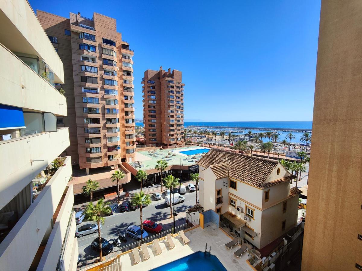 Gran Apartamento Cerca De La Playa Con Piscina En El Centro Fuengirola Eksteriør billede