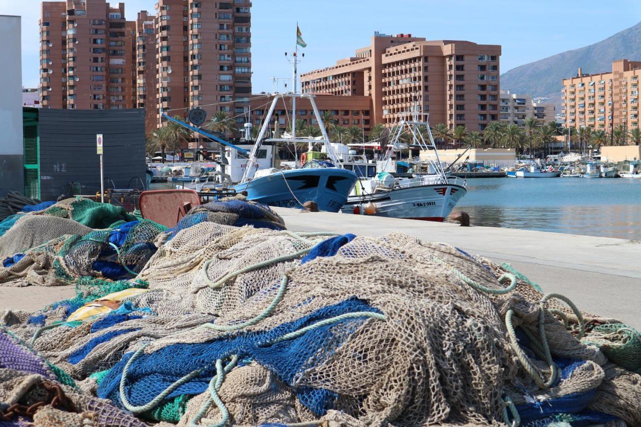 Gran Apartamento Cerca De La Playa Con Piscina En El Centro Fuengirola Eksteriør billede